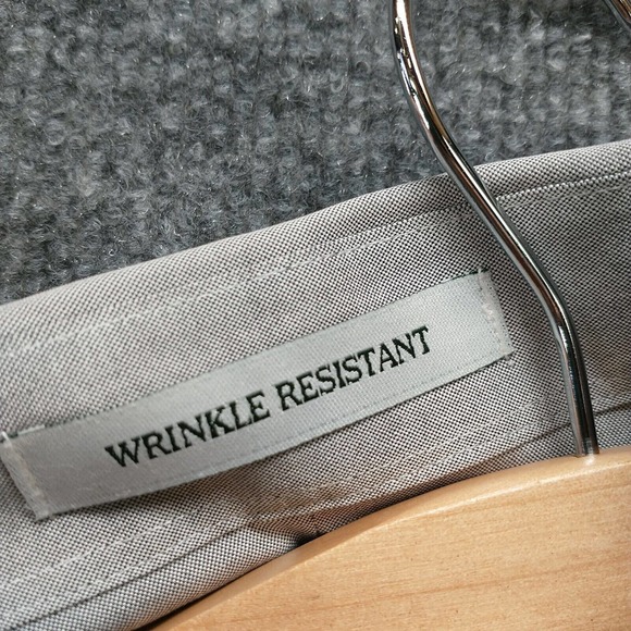 L.L. Bean Men's Wrinkle Resistant Button-Down Shirt M Gray Continental Tire Logo - Picture 10 of 13